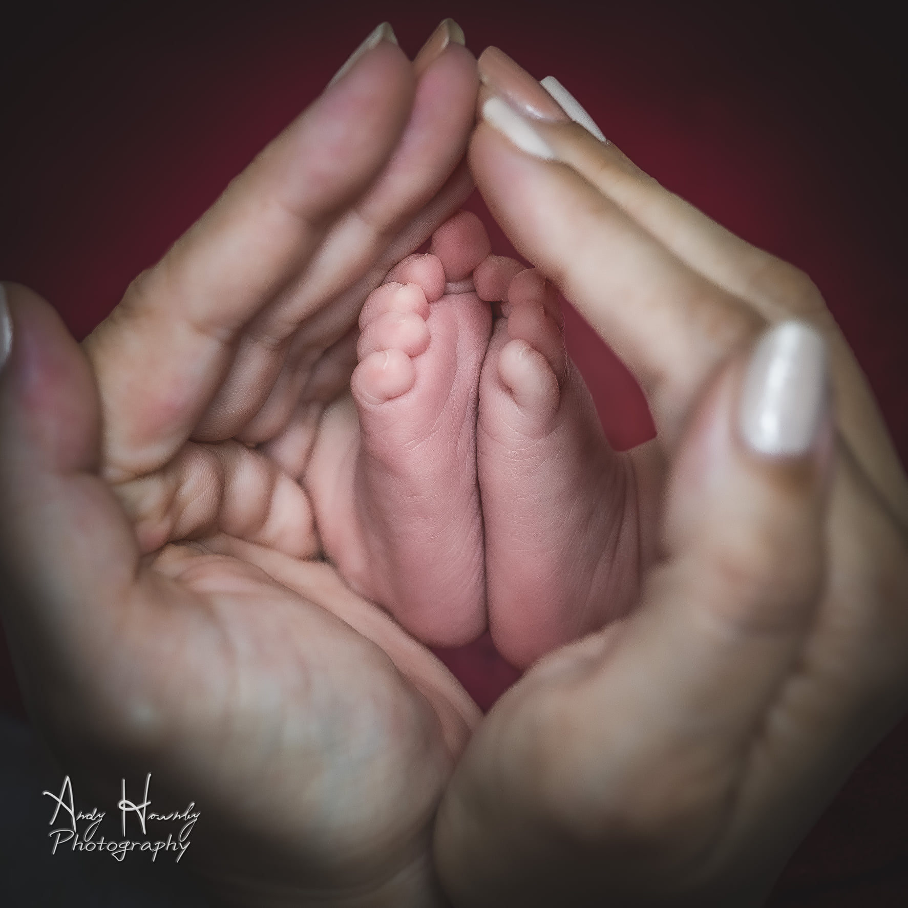 Relaxed family portrait by Portsmouth family photographer Andy Hornby