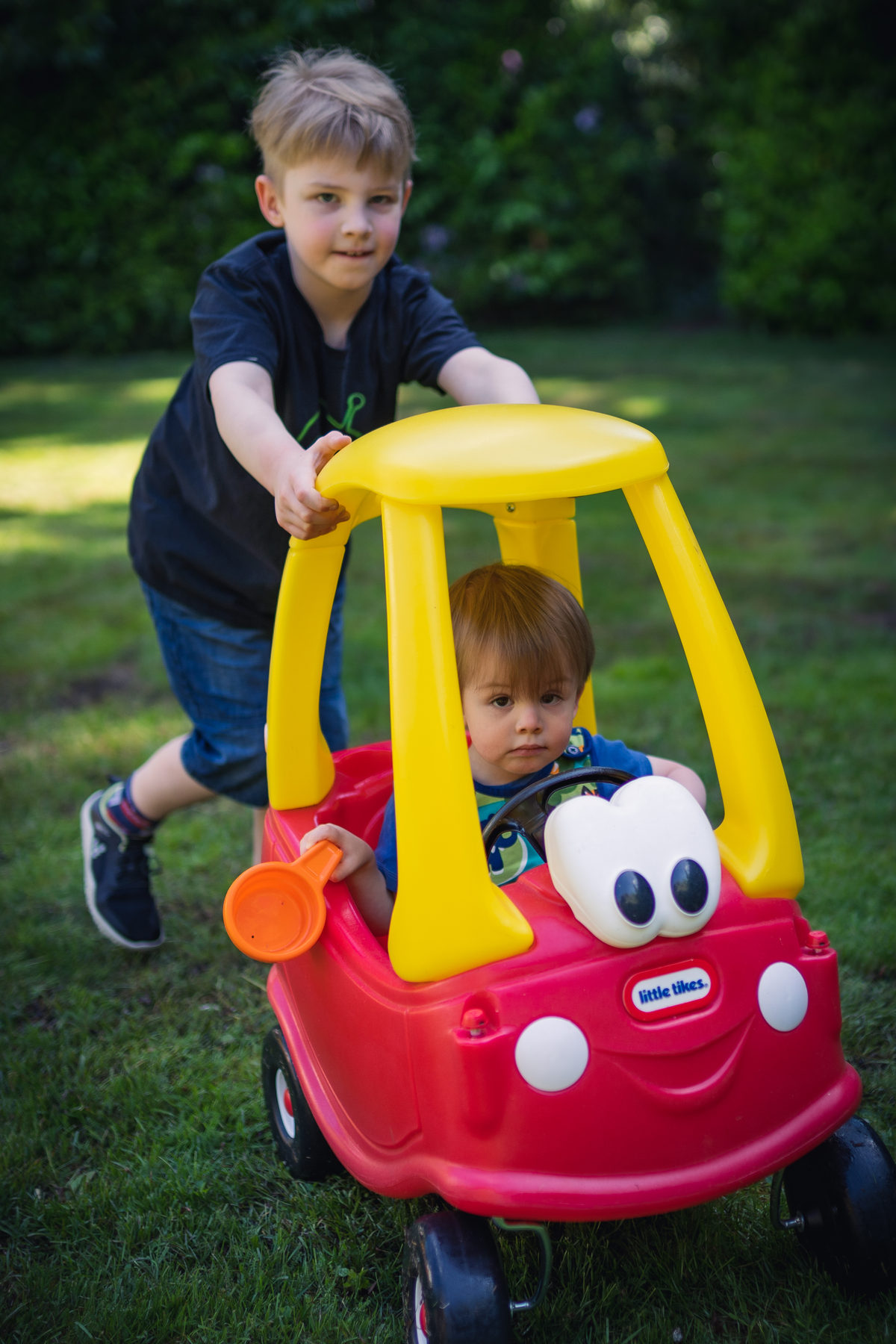 Candid family photography Portsmouth park session
